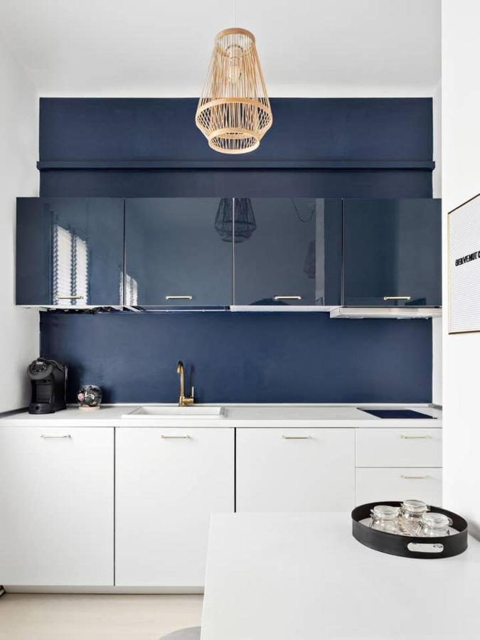 Golden Navy Design In Porta Venezia Appartement Milaan