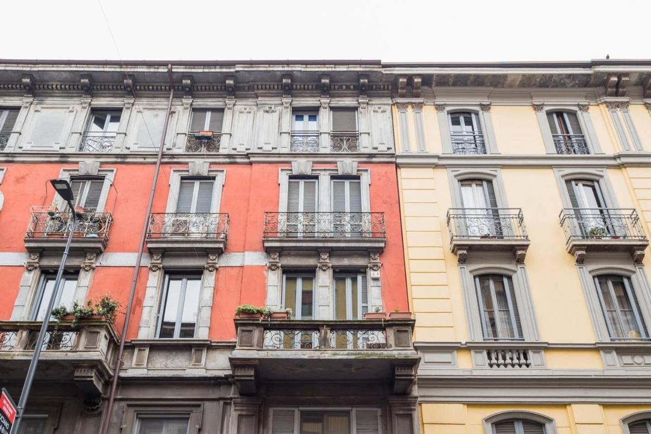 Golden Navy Design In Porta Venezia * Milaan